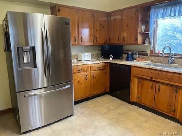 8 Atlantic Ave., Blue Point NY 11715