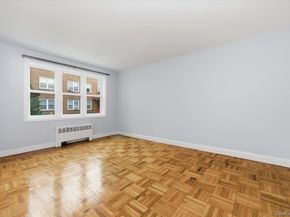 275 Maple Avenue B 1, Rockville Centre NY 11570