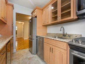 275 Maple Avenue B 1, Rockville Centre NY 11570