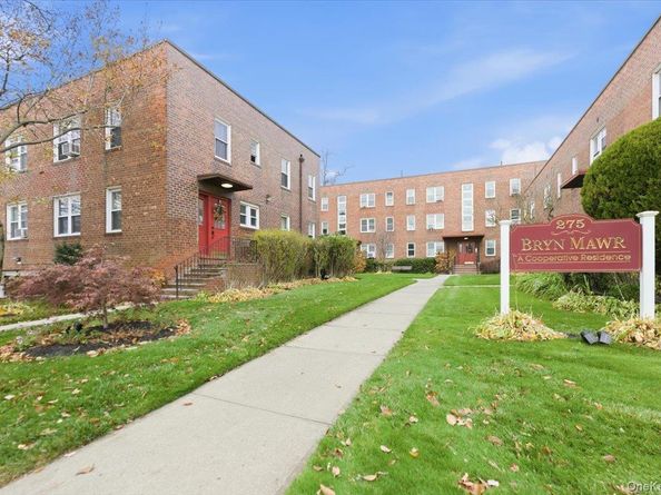 275 Maple Avenue B 1, Rockville Centre NY 11570