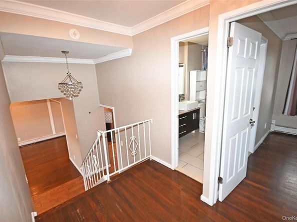 89 Osborne Road, West Hempstead NY 11552