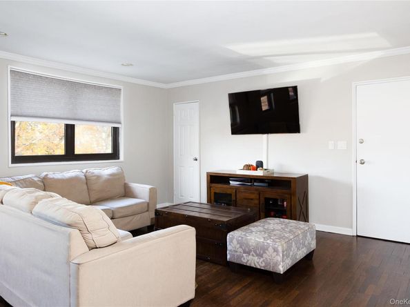 163-62 Willets Point Boulevard Upper, Whitestone NY 11357