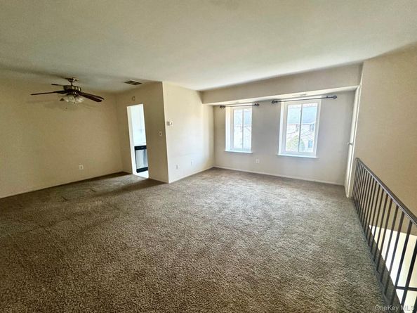 30 Kiowa Court K30, Coram NY 11727