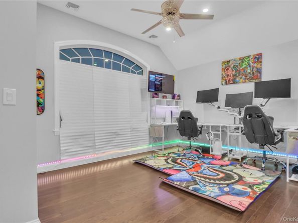 858 Prescott Street, Valley Stream NY 11580