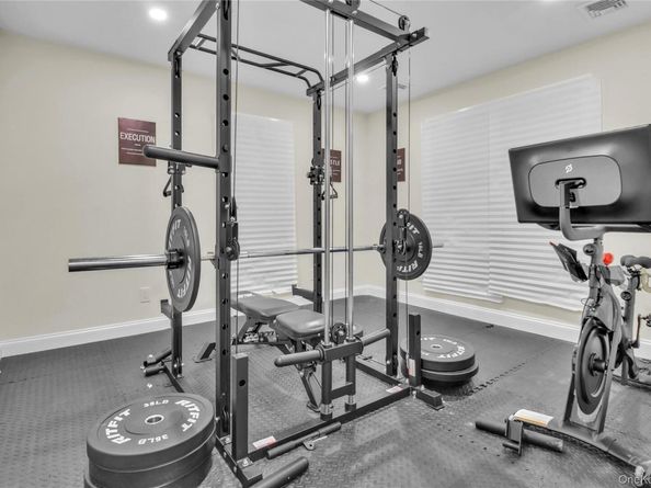 858 Prescott Street, Valley Stream NY 11580