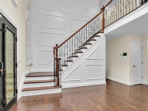 858 Prescott Street, Valley Stream NY 11580