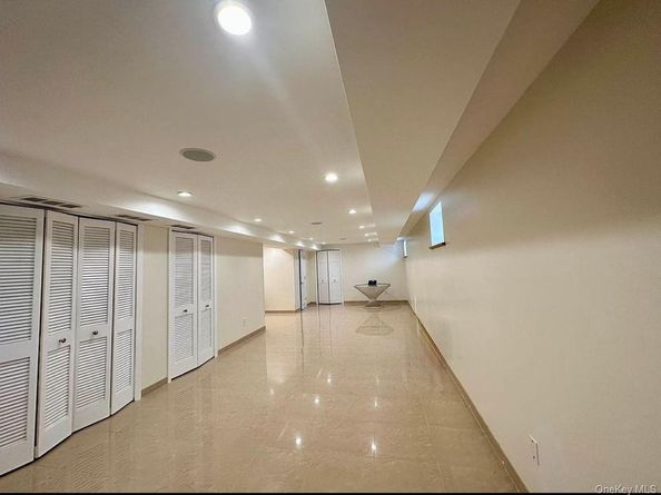 80-11 78th Avenue, Glendale NY 11385