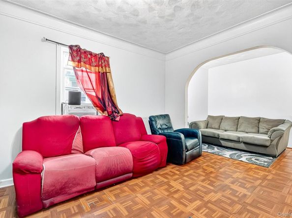 1052 Evergreen Avenue, Bronx NY 10472