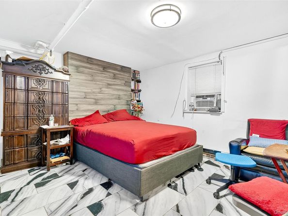 1052 Evergreen Avenue, Bronx NY 10472