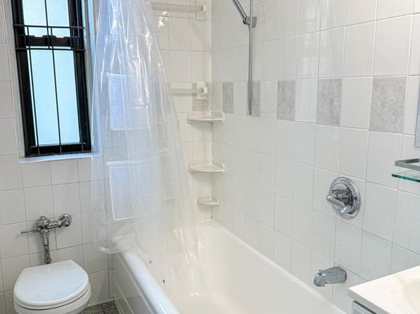 190 E Mosholu Parkway S 6H, Bronx NY 10458