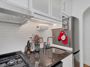 190 E Mosholu Parkway S 6H, Bronx NY 10458