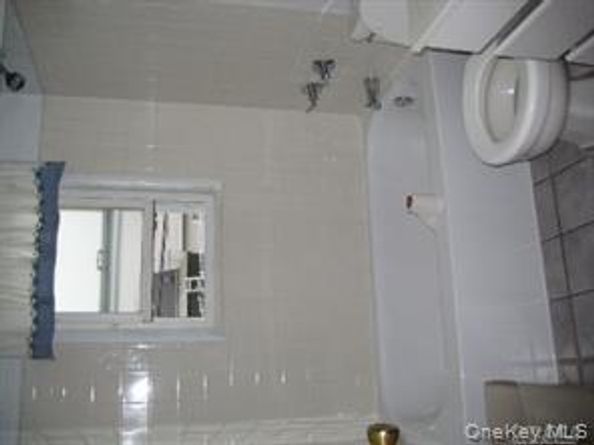 19 Curve Lane, Levittown NY 11756