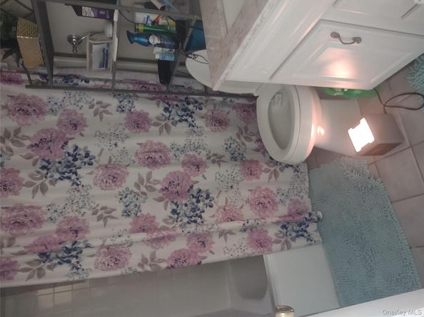 19 Curve Lane, Levittown NY 11756