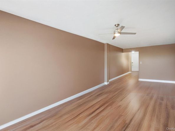 224-24 Union Turnpike 6G, Oakland Gardens NY 11364