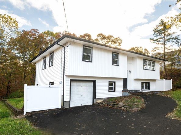 207 N Titmus Drive, Mastic NY 11950