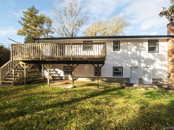 207 N Titmus Drive, Mastic NY 11950