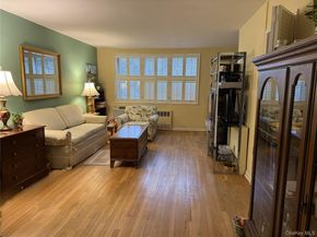 76 DeHaven Drive 3M, Yonkers NY 10703