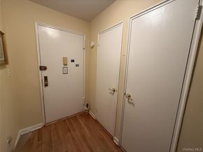 76 DeHaven Drive 3M, Yonkers NY 10703