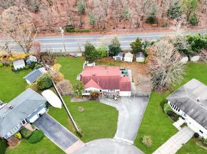 14 Urn Court, Brentwood NY 11717