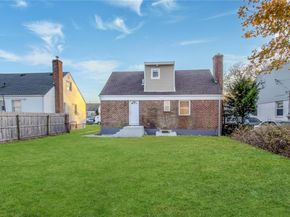 15 Circle Drive, Hempstead NY 11550