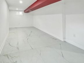 15 Circle Drive, Hempstead NY 11550