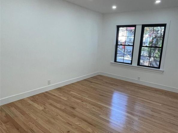 1033 E 52nd Street, Brooklyn NY 11234