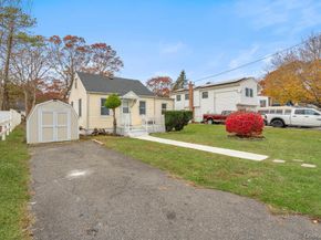 42 Mayfield Drive, Mastic Beach NY 11951