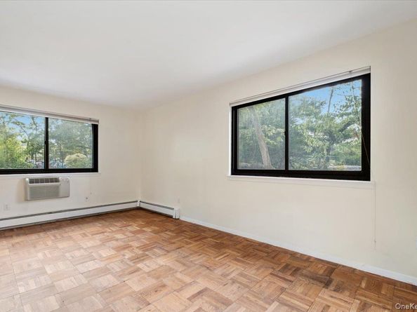356 Central Park Avenue E10, Scarsdale NY 10583