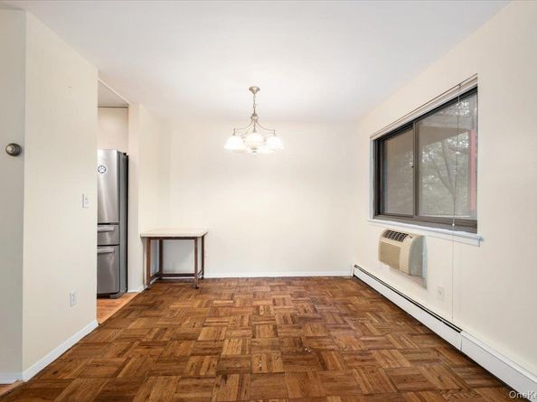 356 Central Park Avenue E10, Scarsdale NY 10583