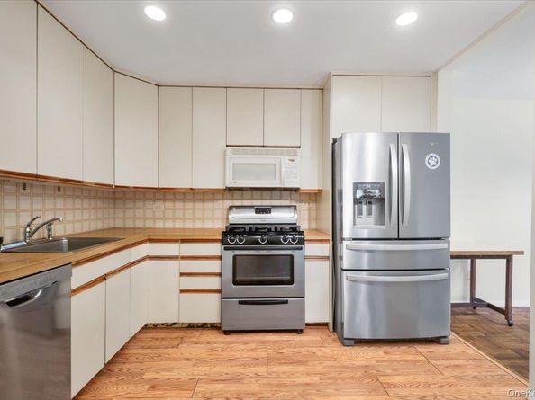 356 Central Park Avenue E10, Scarsdale NY 10583