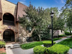 356 Central Park Avenue E10, Scarsdale NY 10583