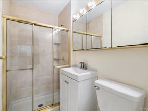 356 Central Park Avenue E10, Scarsdale NY 10583