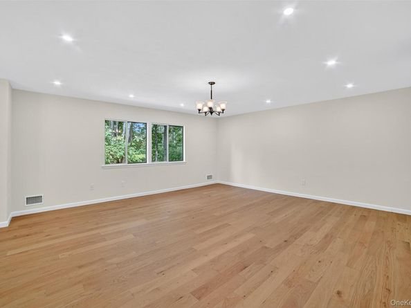 159 Unit C Carriage Court, Yorktown Heights NY 10598