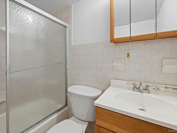 227 Warren Street, Uniondale NY 11553