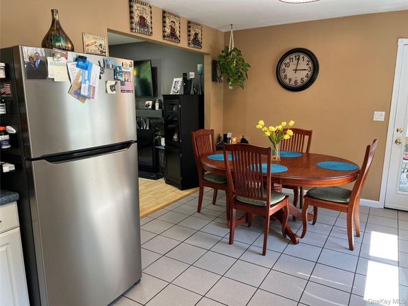 532 Lafayette Road, West Babylon NY 11704