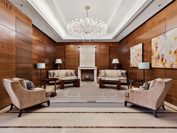 1 Renaissance Square 25F, White Plains NY 10601