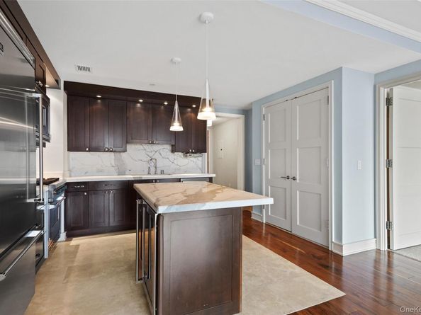1 Renaissance Square 25F, White Plains NY 10601