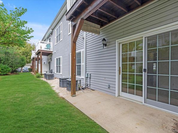 43 Miro Place, Port Washington NY 11050