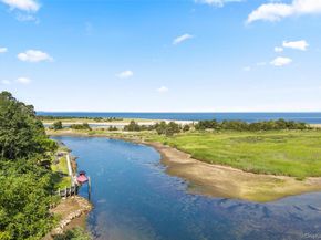 14 W Meadow Lane, Stony Brook NY 11790