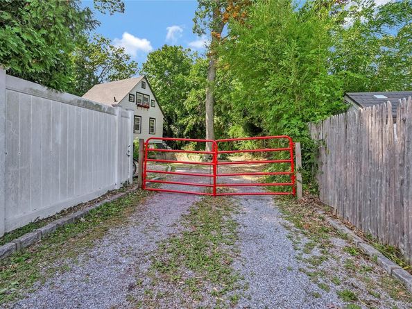 46 Satinwood Road, Rocky Point NY 11778