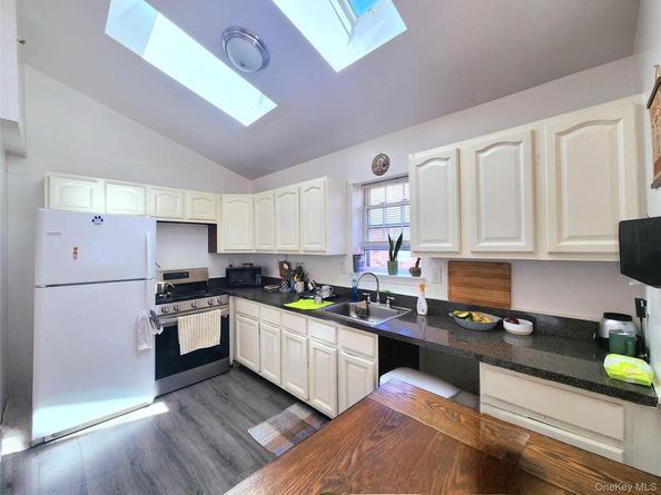 1506 Jarvis Avenue, Bronx NY 10461