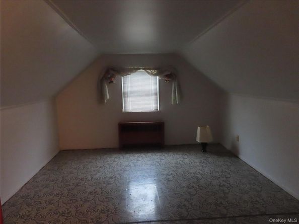 23 Woodlawn Avenue, Central Islip NY 11722