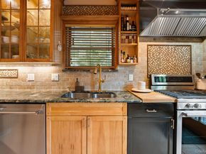 29 W Henrietta Avenue, Oceanside NY 11572