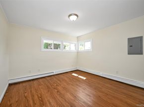 77 Autumn Lane, Hicksville NY 11801