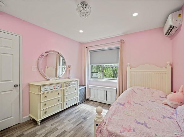 223-11 Manor Road Upper, Queens Village NY 11427