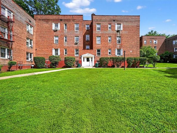160 Ravine Avenue 1D, Yonkers NY 10701