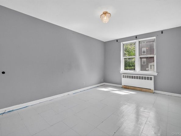 160 Ravine Avenue 1D, Yonkers NY 10701