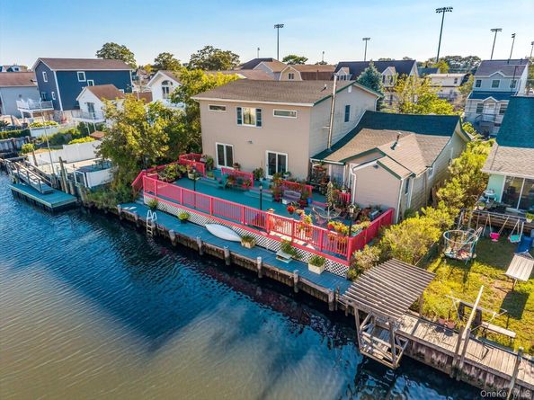 177 Sportsmans Avenue, Freeport NY 11520