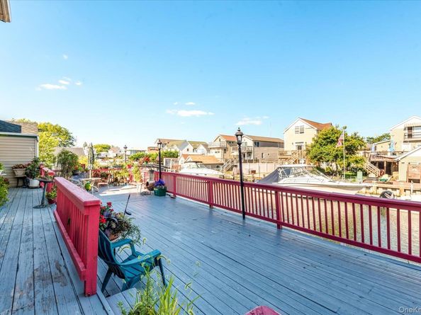 177 Sportsmans Avenue, Freeport NY 11520