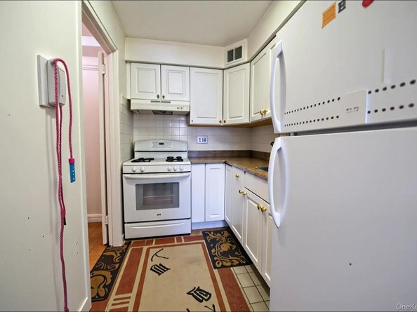 40 Brighton 1st Road 15J, Brooklyn NY 11235